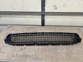 7113-tg7 Honda 16-22 Pilot Front Lower Grille #