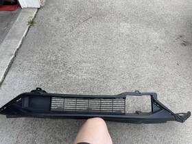 71160-txm-a12 Honda 2019 - 2021 Insight Front Lower Grille Assembly 71102-txm-a0 Oem
