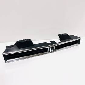 75101-sm4y-9010 Honda 1992-1993 Accord Sedan Front Grill Grille With Emblem Oem 75101-sm4y-9010 Honda 1992-1993 Accord Sedan Front Grill Grille With Emblem Oem