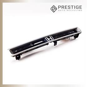75101-sm4-003 Honda 75101sm4003 1990 1991 Accord Front Radiator Grille With Emblem Oem