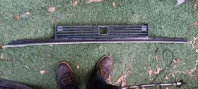 62301-sa5-670 Honda Oem 1982 1983 Accord Front Grille Assembly Used Gb