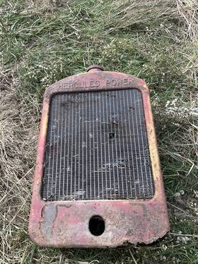 104.xxxx00 Hurcules Hercules Power Plant Radiator And Reservoir