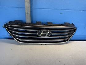 86351-c2000 Hyundai 2015-2017 Sonata Front Bumper Upper Grille With Emblem Oem