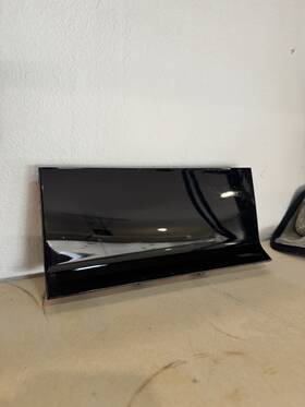 Hyundai 86381-p9ca0-eb Front Lower Grille Center Cover Unit Black Oem Palisade 2026