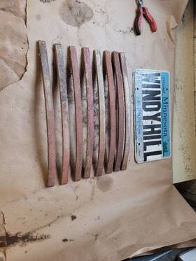 104.ih1546 International Harvester 1946 Internatinal Kb6 Kb-6 Grille Strips Teeth
