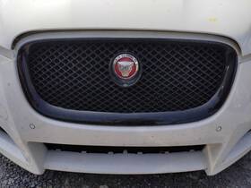 104-59781b Jaguar Grille Upper Surround Black Mesh Fits 12-15 Xf 2908004 104-59781b Jaguar Grille Upper Surround Black Mesh Fits 12-15 Xf 2908004