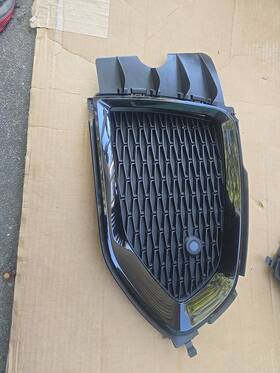 Mk83-8b289-ga Jaguar F Pace X761 Front Right Bumper Grille 2021-2024 Oem
