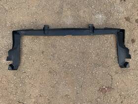 T4a7697 Jaguar F Pace X761 Radiator Upper Deflector Panel Trim Cover Shield