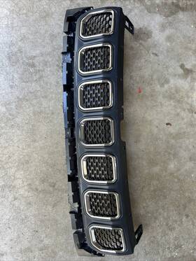 4010122560aa Jeep Compass Upper Grille Grill Molding Oem 2022 - 2024