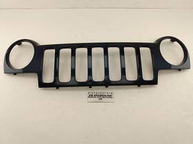 53465 Jeep Liberty Kj Front Outer Radiator Grille Cover Fits 2002 2003 2004 02 03 04