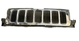 55079377ac Jeep 2011-2013 Grand Cherokee Front Upper Chrome Grille P/n Oem Part