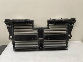 58370525ad Jeep 2021 2022 2023 2024 2025 2026 Grand Cherokee Grille Shutter Oem 58370525ad Jeep 2021 2022 2023 2024 2025 2026 Grand Cherokee Grille Shutter Oem