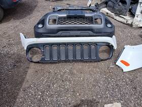 5xb21xs9aa Jeep Used Upper Grille Fits 2018 Renegade Matte Black Gray Insert G