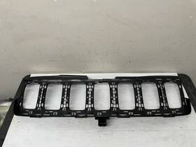 Jeep 68258419av 2017 2028 2019 2029 2021 Grand Cherokee Grille Mounting Panel Oem