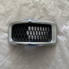 68303626a Jeep 2014 - 2018 Cherokee Insert #1 Upper Grille Moulding Genuine Oem 68303626a Jeep 2014 - 2018 Cherokee Insert #1 Upper Grille Moulding Genuine Oem