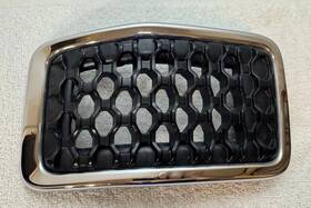 Jeep 68323778ab-2 2019-22 Cherokee Front Grill Insert #2 Oem