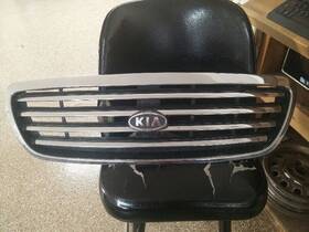 104-59058c Kia Grille Chrome Us Market Fits 02-03 Sedona 393681