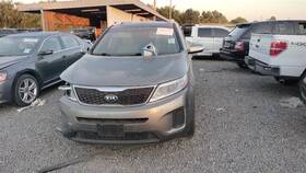 863501u500 Kia 2014-2015 Sorento Black Chrome Grille Oem