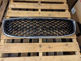 86352a9520 Kia 15-18 Sedona Upper Bumper Grille Assembly Oem No Damage