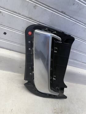 86594-s9100 Kia 86596-s9100 2020-2022 Telluride Grille Right Passengers Bumper Outer Molding