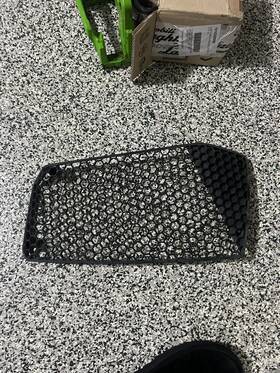400807681 Lamborghini Gallardo Coupe Spyder Lh Front Bumper Grille Used