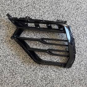 4ml807681 Lamborghini Urus Front Left Side Black Lower Grille 2019 - 2024 Oem