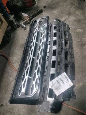 104.rv1d13 Land Rover Grille Oem 2013 Lr2
