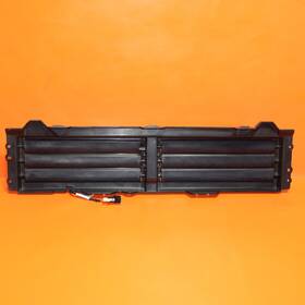 J8a2-17h750-vd Land Rover Range Velar Air Shutter 2018 2019 2020 J8a2-8a118-ae Oem
