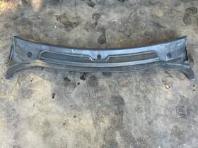 Lr096164 Land Rover 05-16 Front Windshield Wiper Cowl Panel Cover Trim Grille Oem