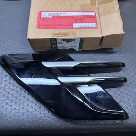 Lr098790 Land Rover Range Sport Moulding Front Left Wing