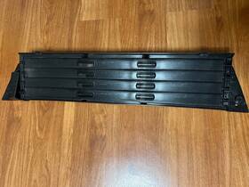 M8e2-8475-ac Land Rover 2022-2025 Range L460 Front Air Shutter Grille Oem Lr181549