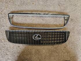 104-58562 Lexus 1993-1997 Gs300 Upper Grill Oem