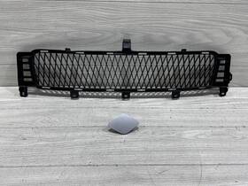 53112-53130 Lexus 2010-2015 Is250 Covertable Front Bumper Lower Center Grill