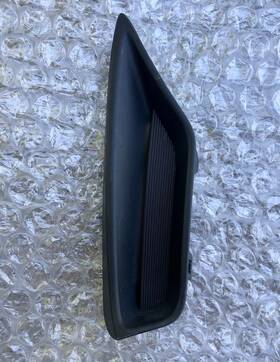 53127-0e050 Lexus 2020-2021 Rx450 Rx350 Oem Right Side Front Bumper Grille Went