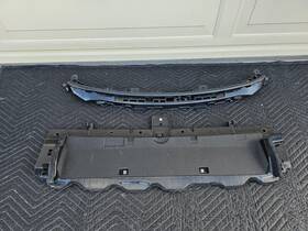 53289-50080 Lexus Ls Ls500 Oem Upper Grille Support Under Cover 2018 - 2025