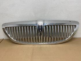 6w1z8200aa Lincoln 2003 To 2011 Town Car Front Upper Grille Grill Chrome With Emblem C1148 Dg1
