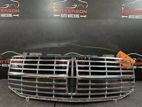 7l7z19e525a Lincoln 07-14 Navigator Upper Grill Grille Chrome