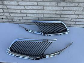 De93-8150-acw Lincoln 2013 - 2016 Mkt Driver Left Passenger Right Front Grill Grille Oem