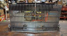Lincoln Eovb8a405an Continental Inner Grill Assembly For Parts Early 80s