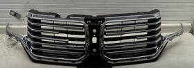 Fl7z-8200-aa Lincoln Oem 2015 2016 2017 Navigator Front Bumper Upper Grille