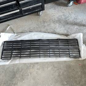 Gm1200125 Lkq Corp Grille