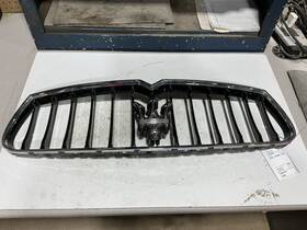 104.ma1v16 Maserati Ghibli 2016 Upper Grille 829306
