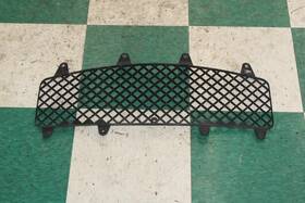 104-maserati Maserati 14-17 Ghibli Inner Upper Surround Center Bumper Grille Assembly Black Grill Oem