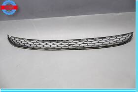 M156 Maserati 2014-2017 14-17 Quattroporte Front Center Lower Bumper Grille Molding Oem