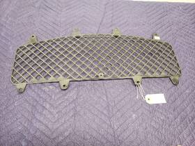 670008457 Maserati 2014-2017 Ghibli S Q4 Front Bumper Inner Grille Oem