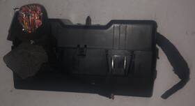 670153856 Maserati 2022 Levante Modena Rear Trunk Fuse Box Oem 21 22 23 24