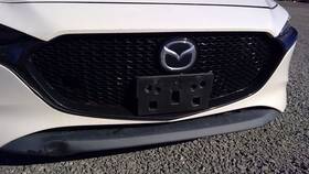Bckn50711a Mazda Grille Center Hatchback Fits 19-23 3 1564358