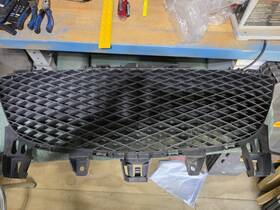 Fe01-50-1t0b Mazda 2004-2008 Rx8 Grill
