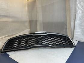 Mfao8482cm Mek-motoo Ki1200191 Used Replacement Front Grille Fits 2017-2018 Kia Forte Sedan