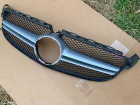 2de156 Mercedes 78 Benz W205 C200 C300 Front Grille With Camera 19-21 2de156 Mercedes 78 Benz W205 C200 C300 Front Grille With Camera 19-21